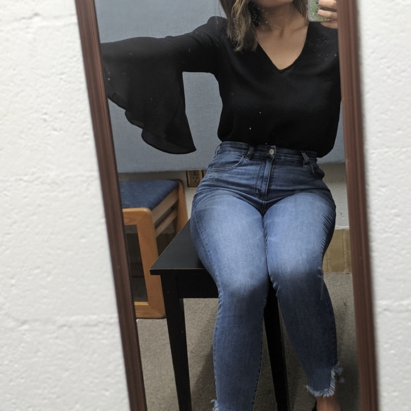 Meet your Posher, Vanessa - Picture 4 of 6